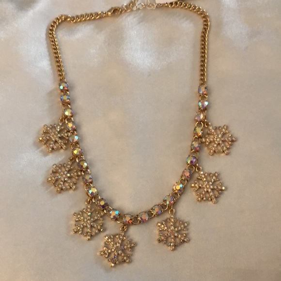 Betsey Johnson Gold Tone Holiday Whimsy Snowflake Charm Necklace Crystal NWT - Picture 8 of 12